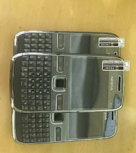 诺基亚E71E72直板经典全键盘移动联通4...