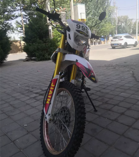 250宗申摩托车，手续齐全，正常上路，低价...