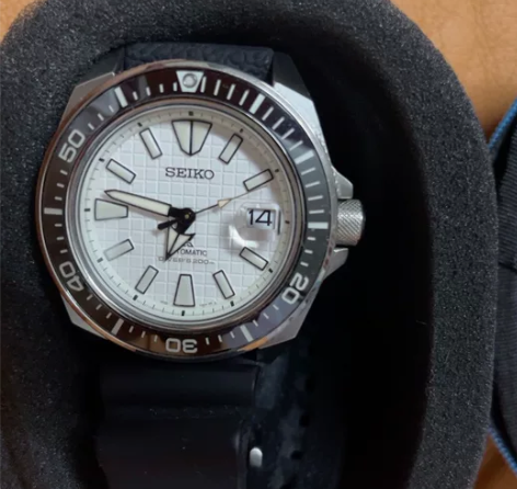 急用钱二个苹果手机都卖了，错过了就没了，还...