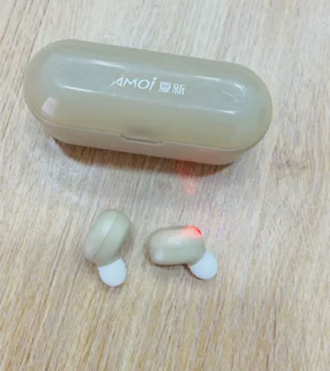 夏新蓝牙耳机  还能当充电宝应急 夏新入耳...