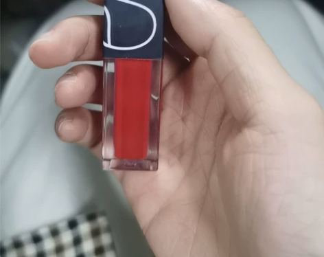 NARS丝绒水雾柔滑唇霜 NO.54 围城...