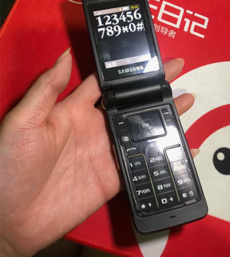 三星s3600c，影视道具情怀收藏，开机正...