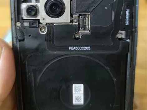 oppo findx3 朋友收回来的，后盖...