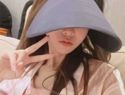 张沫凡直播间防晒帽全新，黑色-紫色都是15...