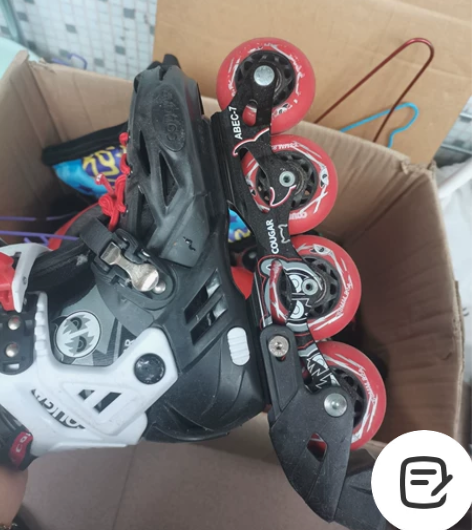 滑轮，旱冰鞋，蓝色迪卡侬，搬家急出，80同...