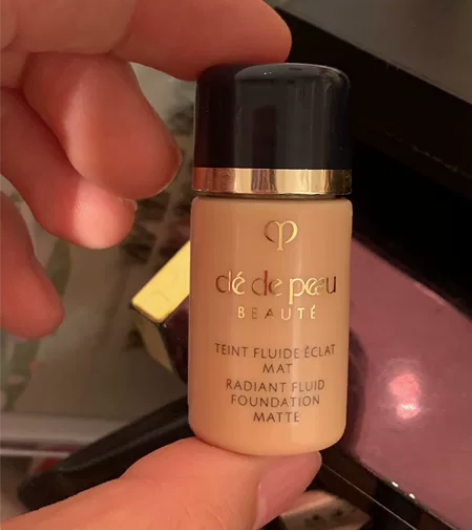 cpb粉底 专柜赠送 仅手背试用 010色...