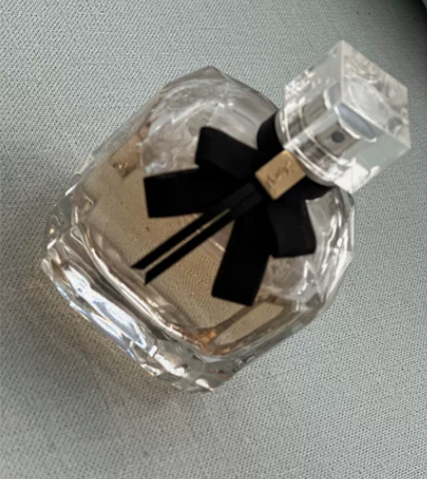 圣罗兰香水 感兴趣的话点“我想要”和我私聊...