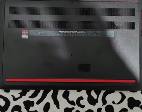 戴尔笔记本，型号Inspiron15 50...