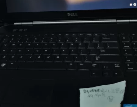 戴尔笔记本电脑两台， E5520，商务办公...