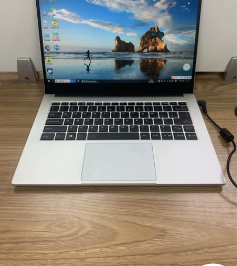 机械革命S1 Pro 14寸银色笔记本，成...