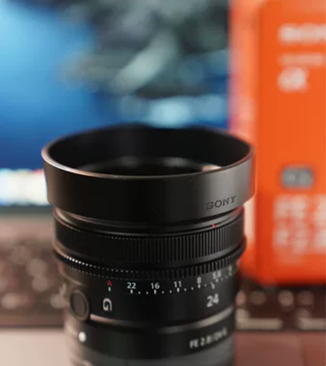 索尼 24mm F2.8 G 全画幅广角定...
