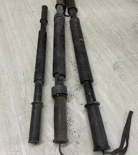 臂力棒 质量可好了 因为训练馆不干了闲置了...