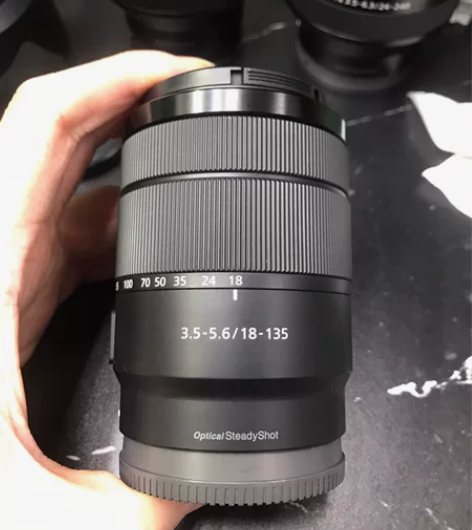 索尼E18-135镜头，索尼SEL1813...