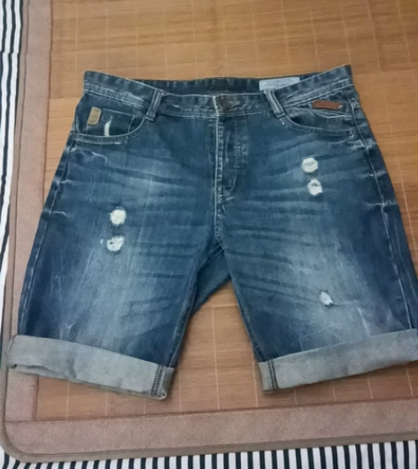 正品！杰克琼斯Jack Jones牛仔短裤...