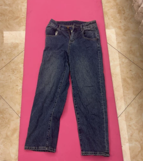 牛仔裤M 感兴趣的话点“我想要”和我私聊吧...