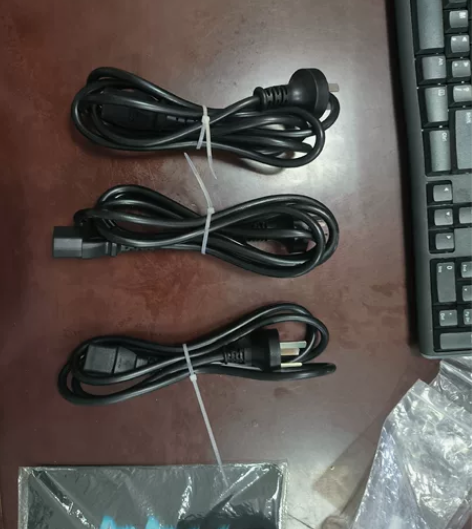 三孔电源线1米长，可用作电脑，电饭锅，电冰...