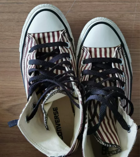 帆布鞋，正品，专卖店购入，不退不换不包邮！...