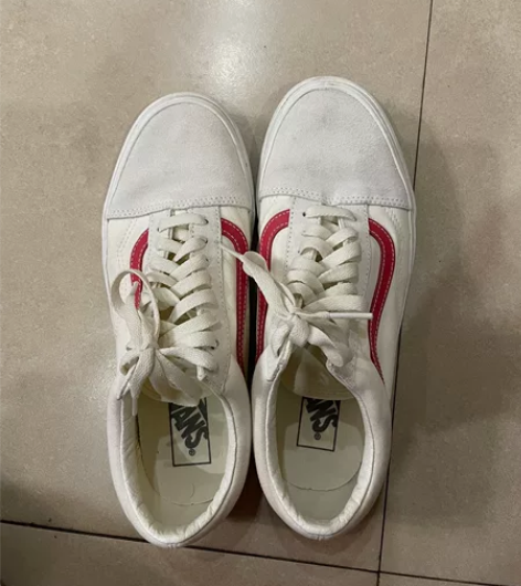 vans白红，盒子扔了。下第两次地低价出 ...