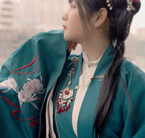 兰若庭 汉服 马面 s 码  黑色绣花  ...