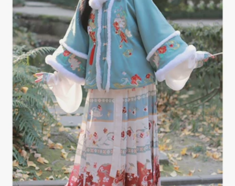 原创汉服女好运兔明制刺绣方领马面裙拜年服中...