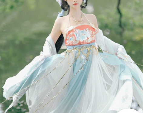 汉服池上月春江月明##amp；amp；月照...