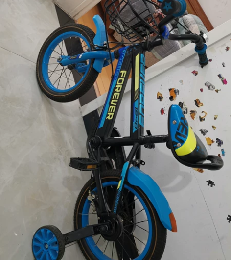 永久儿童自行车，14寸。蓝色。孩子大了，一...