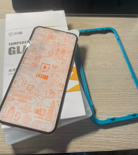 iPhone11钢化膜,全新,手机卖了用不...
