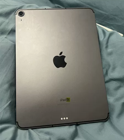 iPad Air4美版插卡64G，边框无磕...