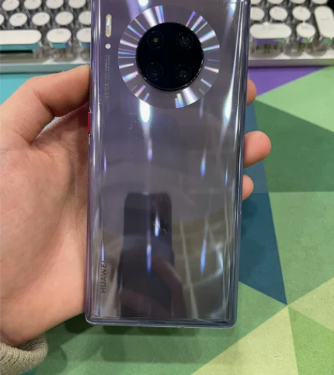 华为mate30pro 8+128G 原装...
