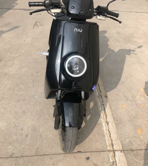 小牛电动黑色N1动力版,60V26A电池,...