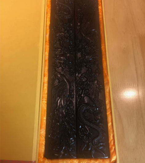 全新闲置红木纸镇三件，包邮 感兴趣的话点“...