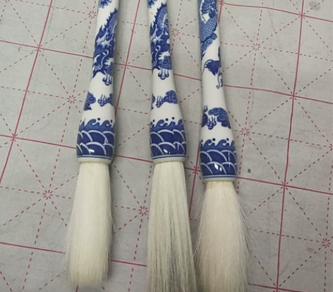 少量几支瓷杆羊毫毛笔，那可是相当有料哦，景...