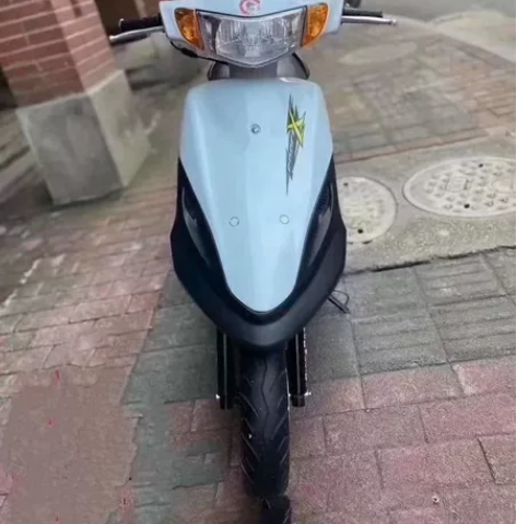 国四雅马哈福喜100，手续齐全公里数少，车...