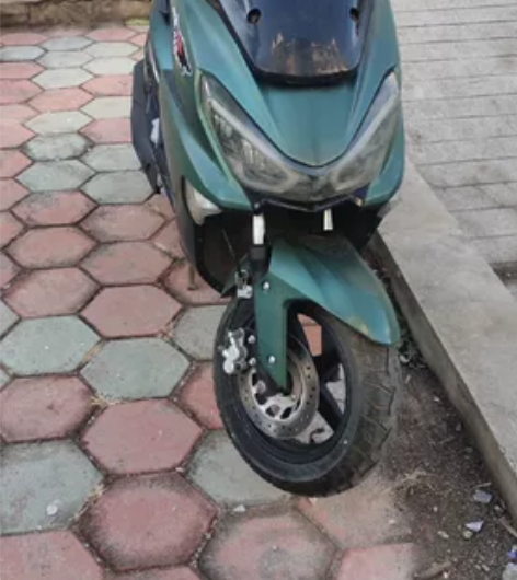 21年立雅剑齿虎摩托车，150CC国四电喷...