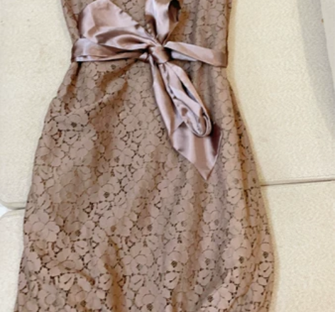 年会派对宴会小礼服裙 烟褐色 高级蕾丝花苞...