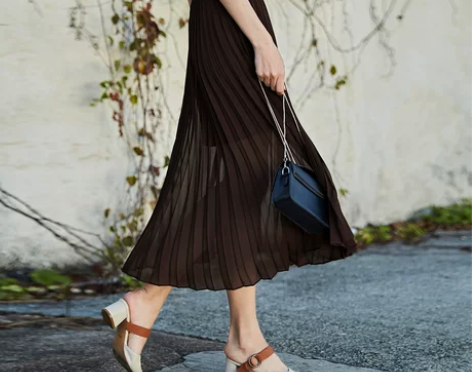 对白2021夏新款透视雪纺百褶半身裙女松紧...