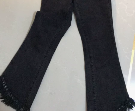 牛仔裤 微喇叭 穿过一次 便宜出 s码 1...