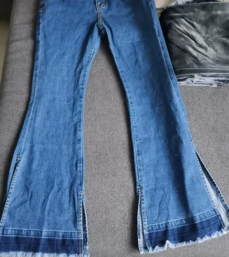 品牌onemore文墨开衩牛仔裤 几喇叭牛...