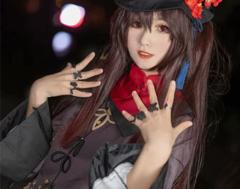 原神cos服胡桃cospaly 游戏原神往...
