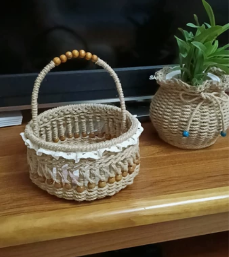 花篮，纯手工工艺编制， 作品多多， 需要的...