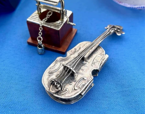 意大利直播间购买，欧洲回流，都是有年代的银...