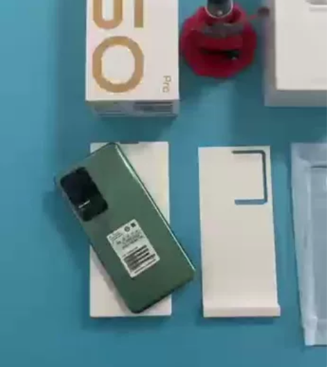 Redmi K50 Pro 天玑9000年...