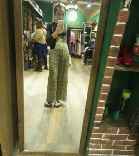 朝花夕拾墨绿色显瘦阔腿裤S码 感兴趣的话点...