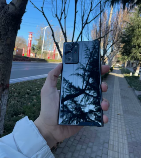 出一台闲置三星note20ultra黑色1...