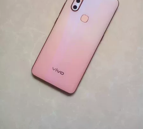 VIVO S1 宠爱粉,6+256G,成色...