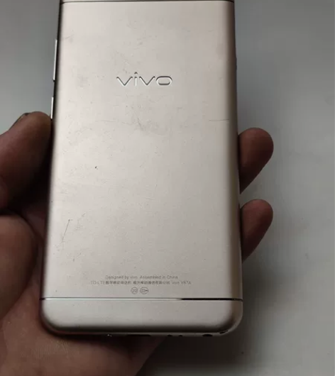 vivo y67a 开机屏坏,外爆机 内爆...