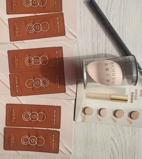 Ooo修容小样1ml6 Ooo遮瑕小样0....