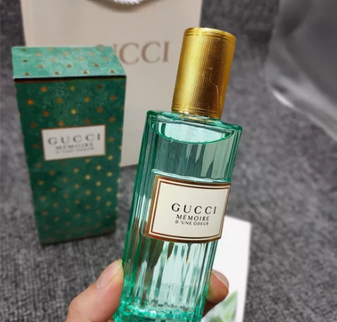 100ml香水 浓浓的清香味 朋友代购送...