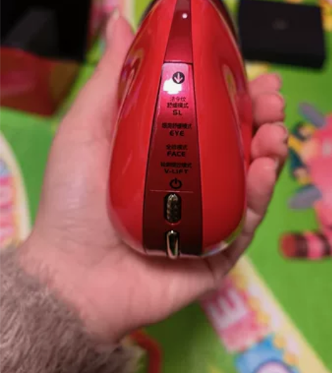 极萌红熨斗射频美容仪 全新，只拆箱未使用，...