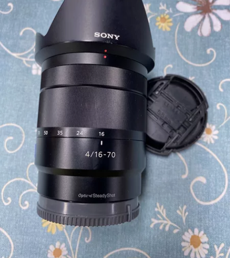 索尼镜头16-70f4 半画幅蔡司镜头  ...